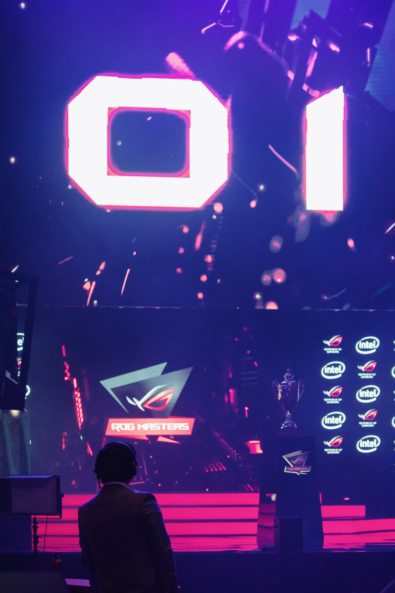 rog-masters-kl-small2