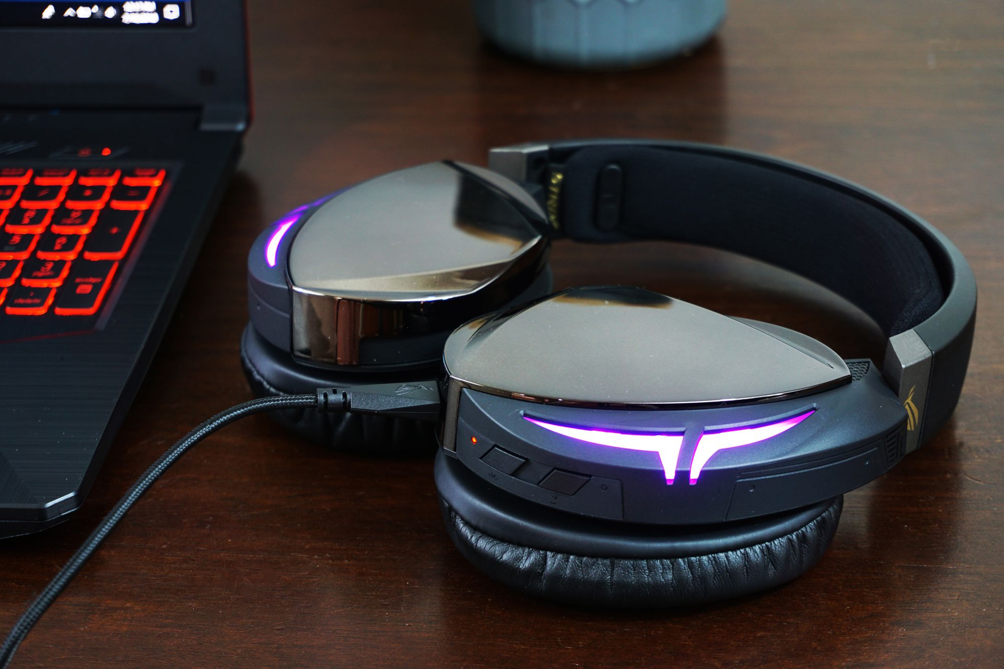 The ROG Strix Fusion 700 is the only headset you need