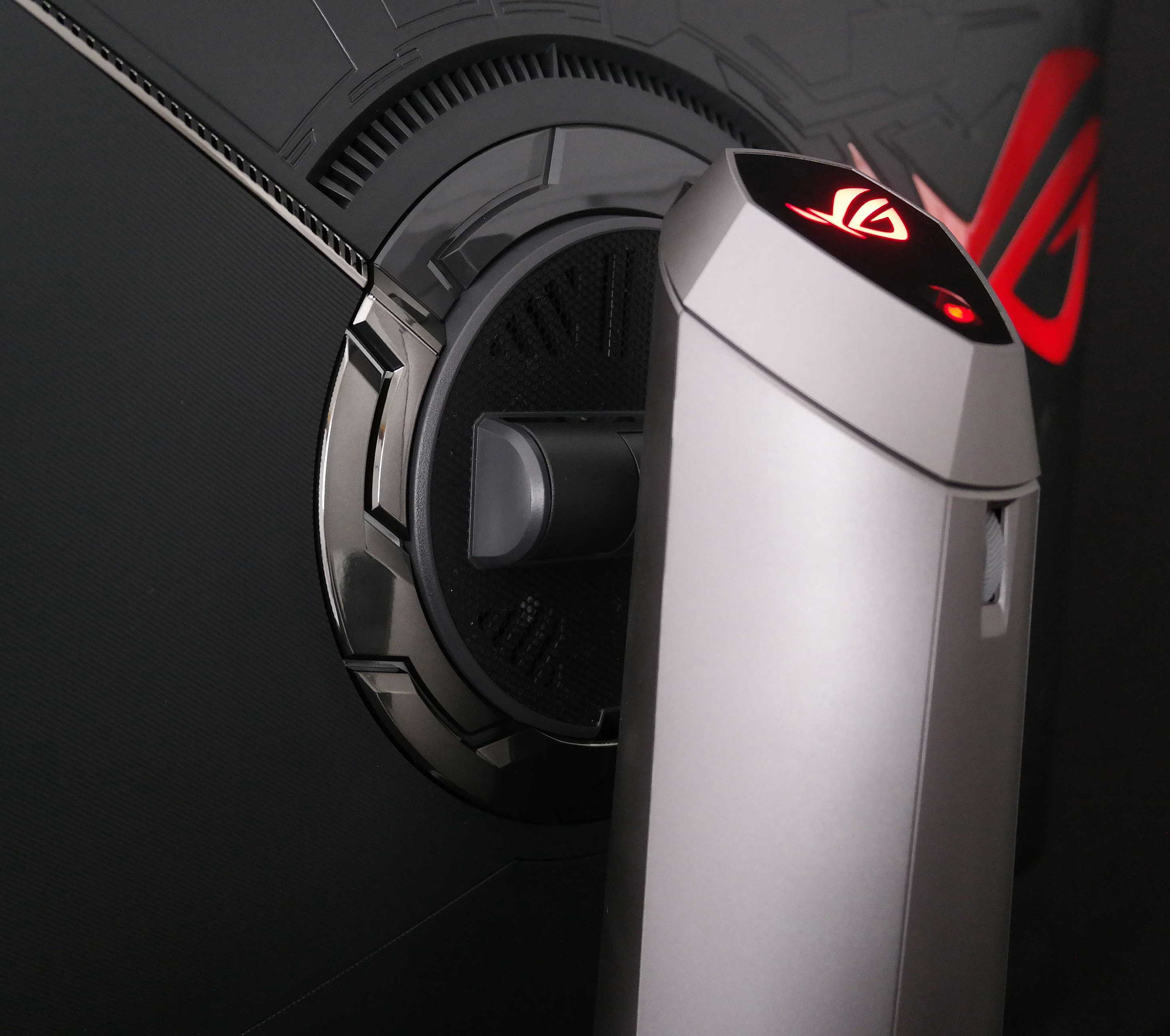 The ROG Swift PG27UQ packs 144Hz 4K and G-Sync HDR into the The ROG Swift PG27UQ packs 144Hz 4K and G-Sync HDR into the