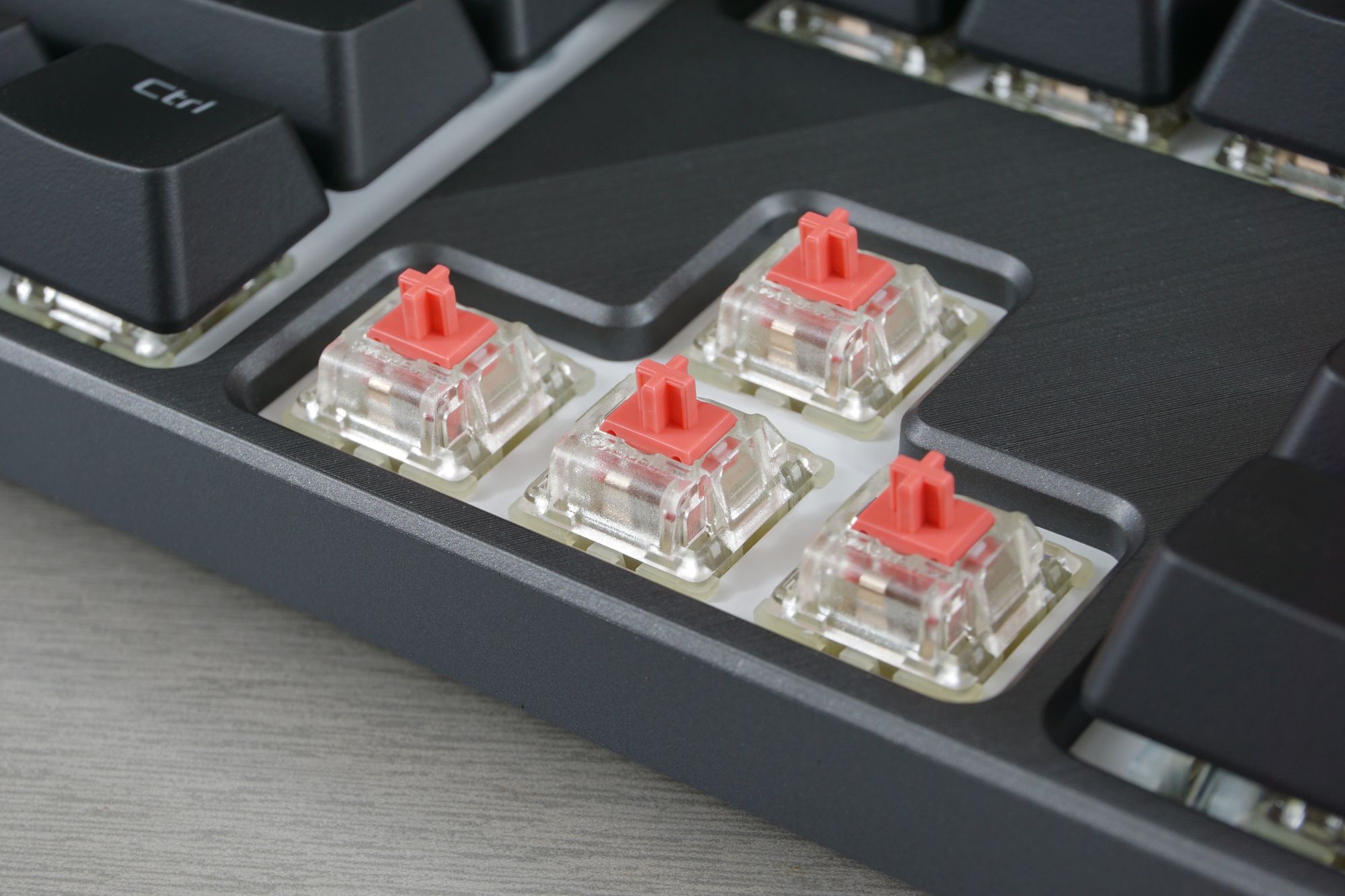 Choose your favorite Cherry MX switch for the Strix Flare