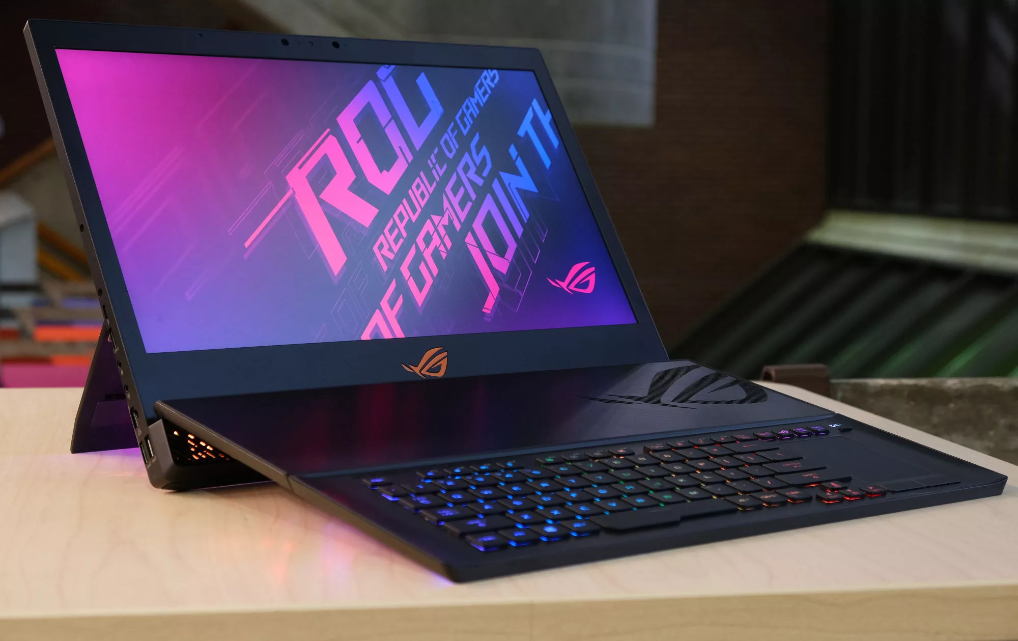 The ROG Mothership's otherworldly fusion of power and portability boosted  my work and play | ROG - Republic of Gamers Česká republika
