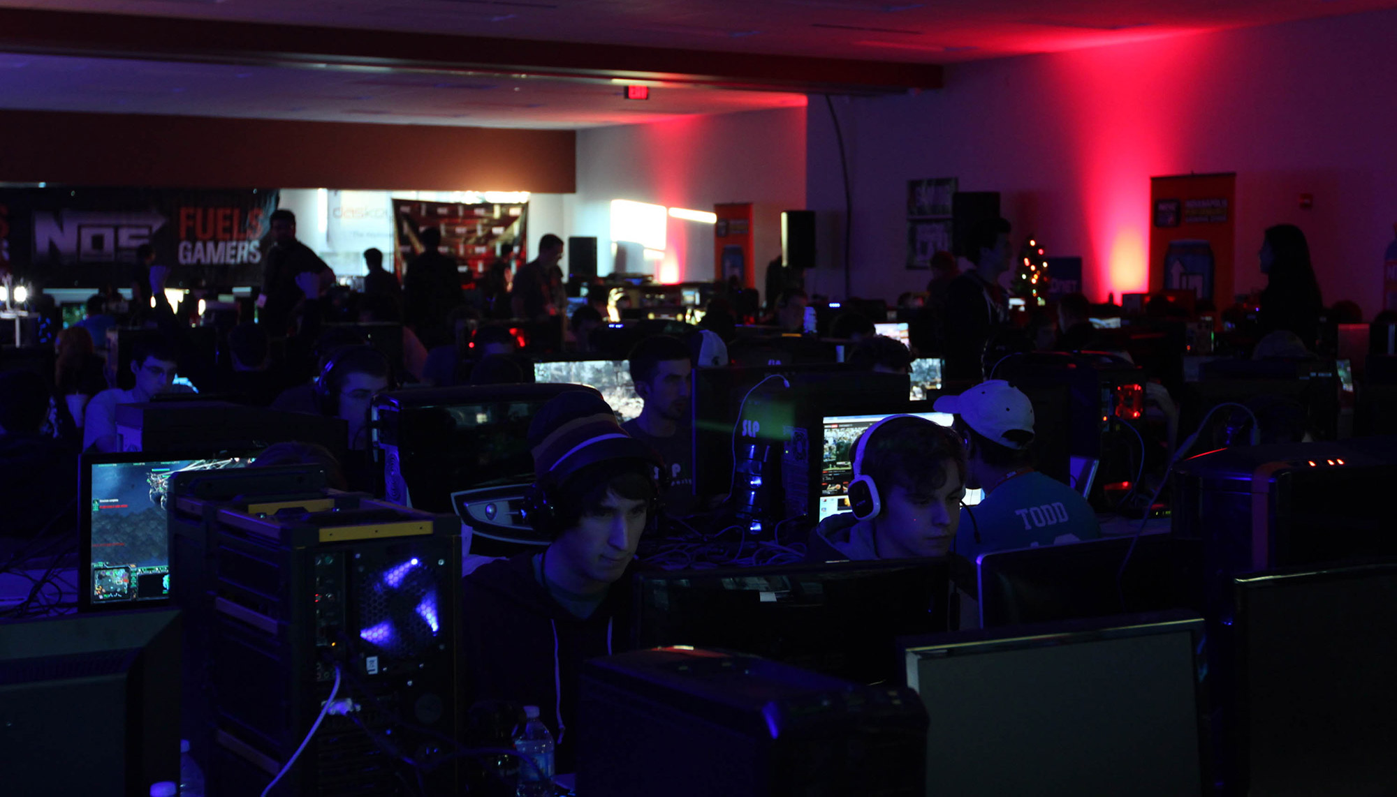 LAN-WAR