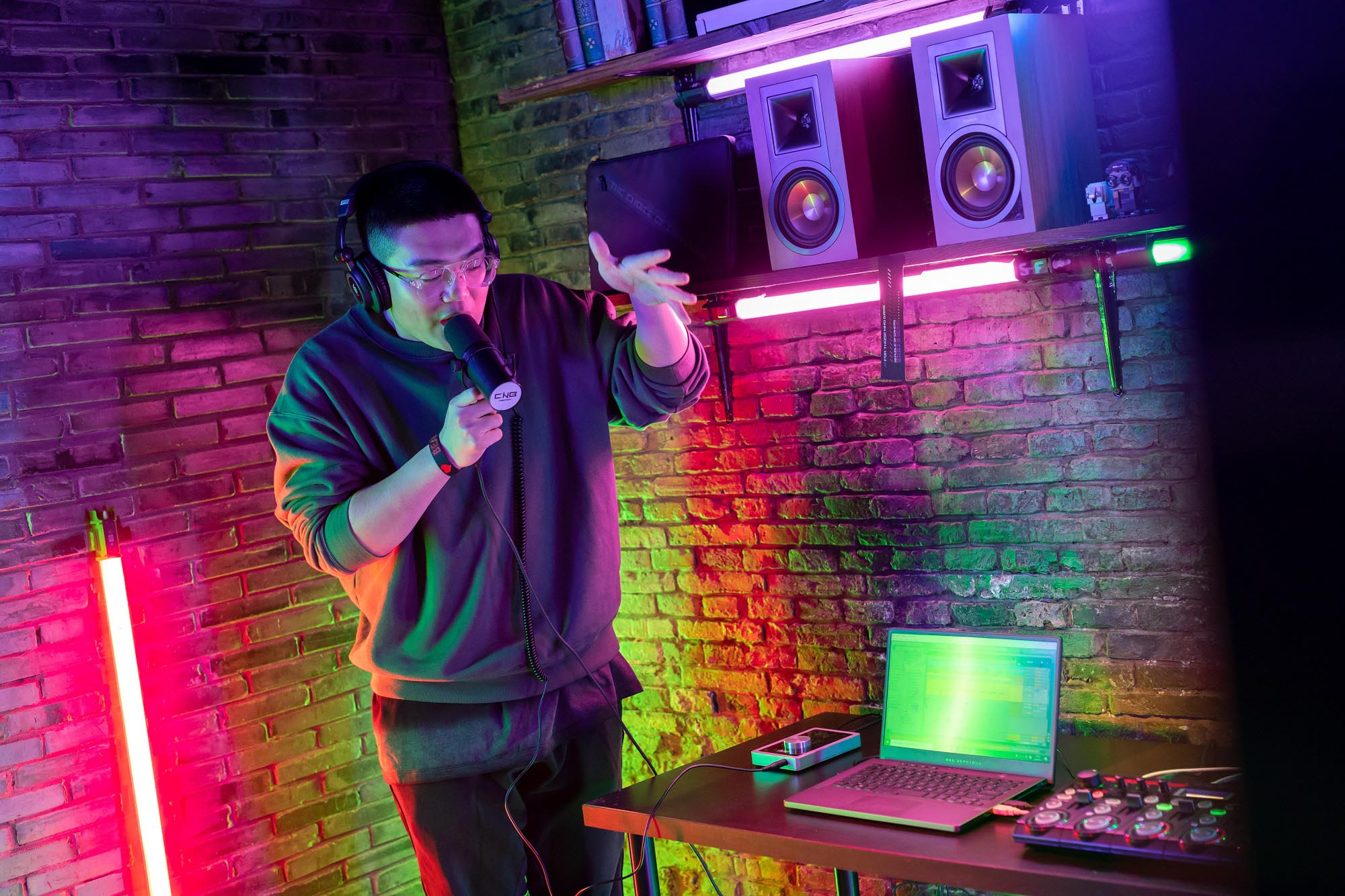 ROG_ZhangZe_beatboxing_2000px