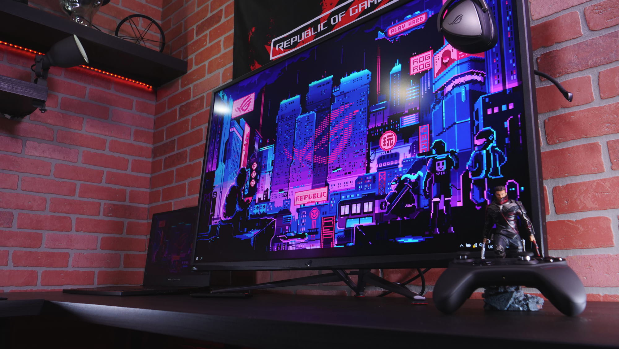 Hands-on: the ROG Swift PG43UQ puts 4K, HDR, and 144Hz gaming on the big  screen | ROG - Republic of Gamers Global