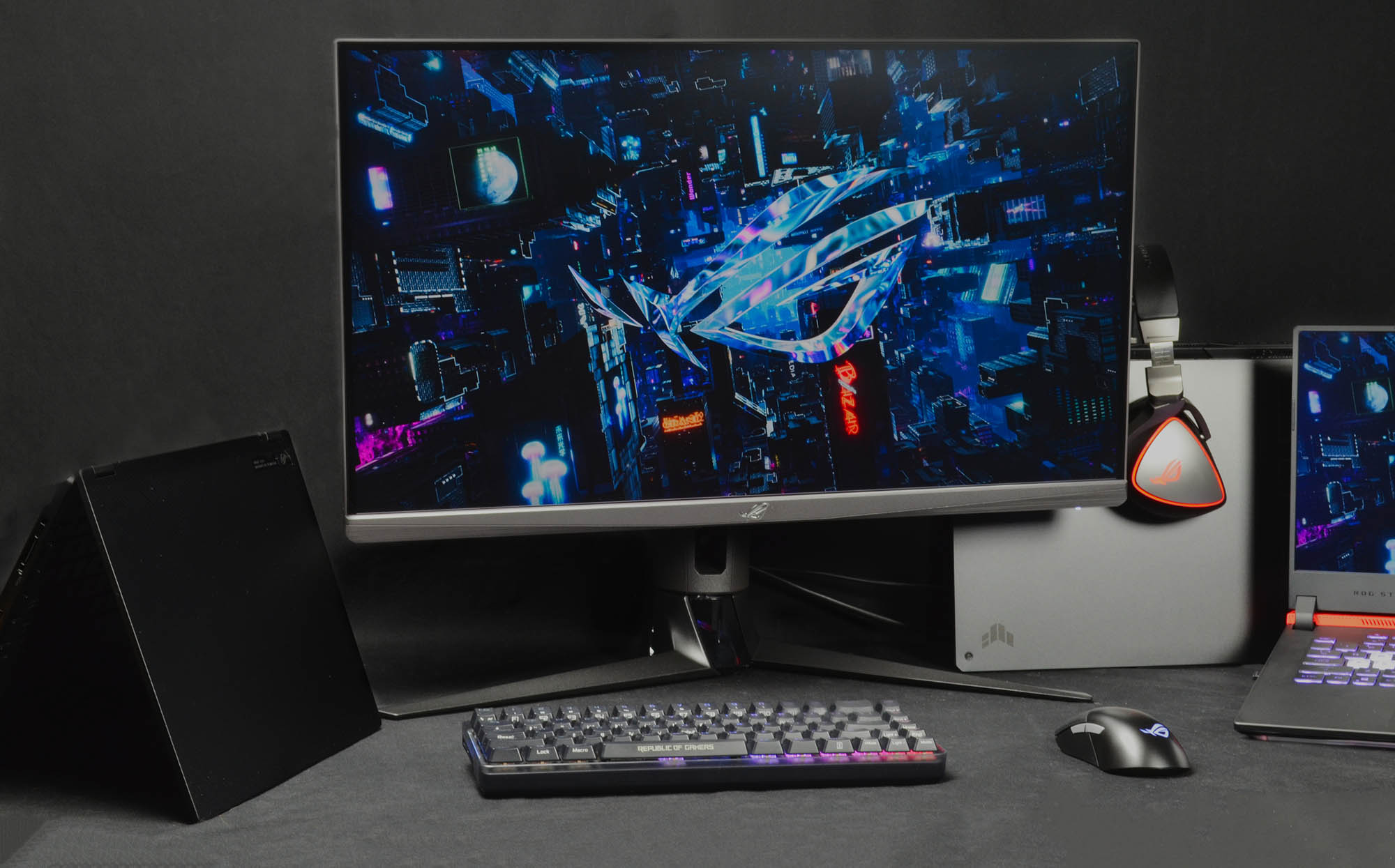 monitor closeup