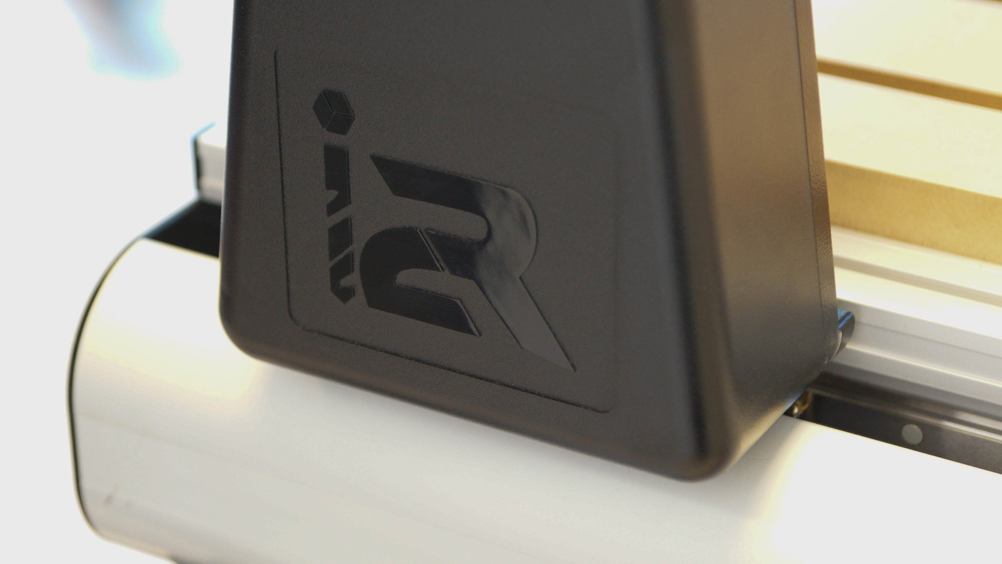 The control arm of the i2R CNC machine