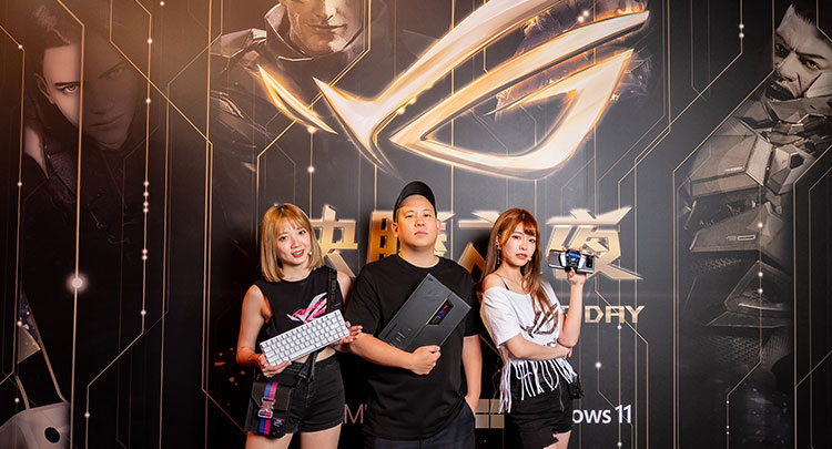 「ROG VIP DAY」限ROG護照VIP參加，年年報名秒殺，盡享多項尊榮特權！今年由Yuki(左起)、恩熙俊、Vivi領軍對戰。