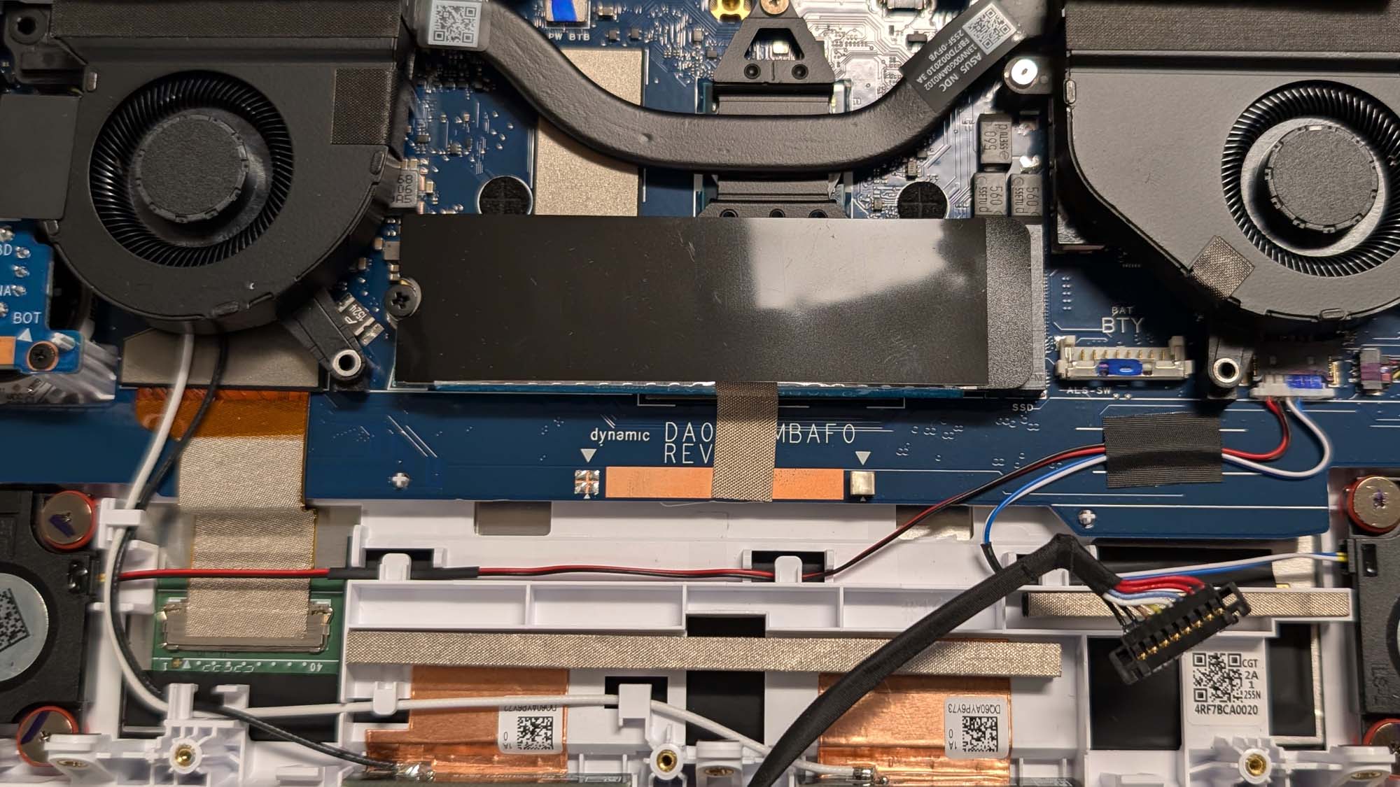 The inside of the ROG Xbox Ally with the battery removed