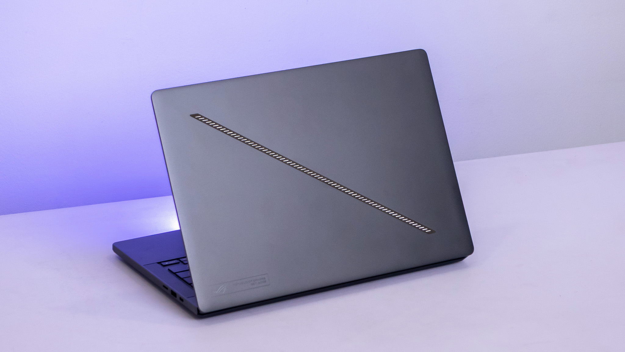 ROG Zephyrus G14 2025 (2)
