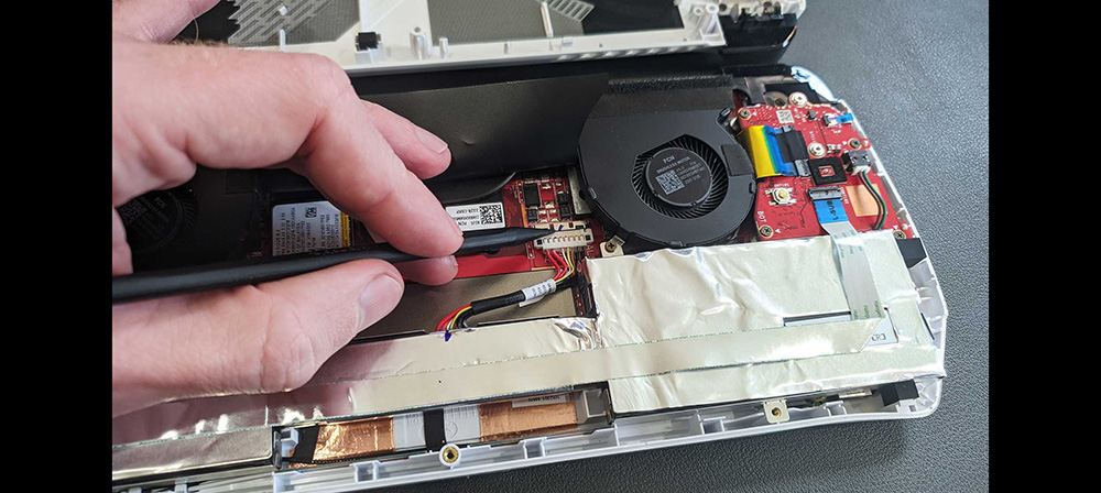 how-to-upgrade-the-ssd-and-reinstall-windows-on-your-rog-ally_5-News