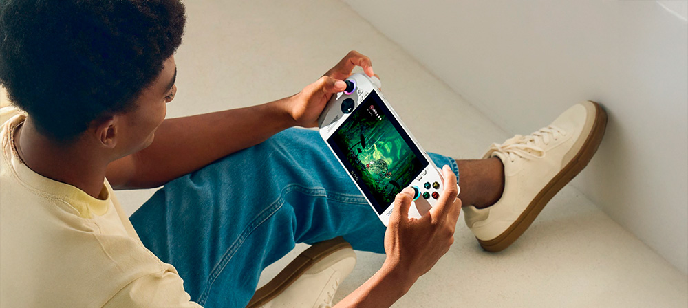 which-rog-xbox-ally-to-give-the-gamer-in-your-life-this-holiday_1-news