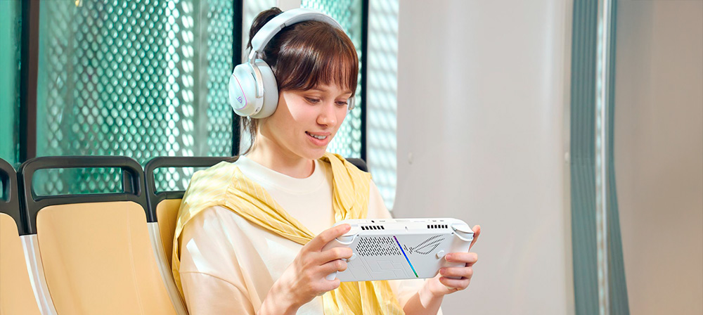 which-rog-xbox-ally-to-give-the-gamer-in-your-life-this-holiday_3-news